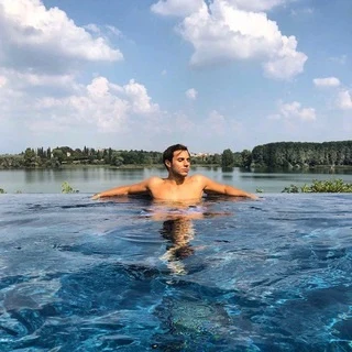Белый трейдер