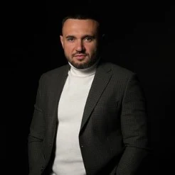 Андрей Михайлец