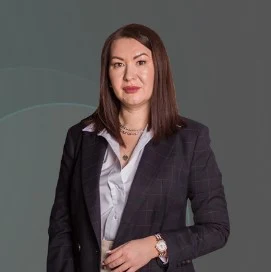 Елена Назарова