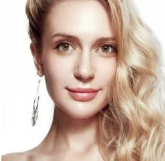 Анастасия Астахова
