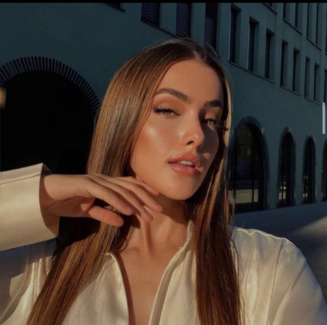 Eva Millions