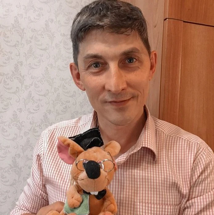 Олег Халиков
