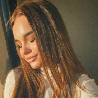 Алена Швах
